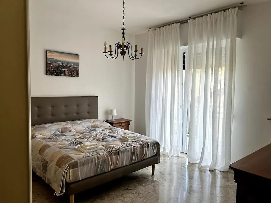 Parkview House A Ponteranica Apartment
